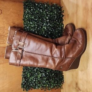 UGG Australia Leather Maxene Wedge Boots | Size: 7 (Womens) | Brown